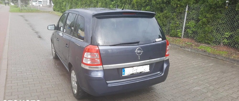 Opel Zafira cena 13777 przebieg: 237350, rok produkcji 2010 z Skoczów małe 232